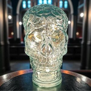 Fabulous Textured Heavyweight Glass Skull Sculpture w/ Star Lights  (EUC)